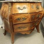 812 4232 CHEST OF DRAWERS